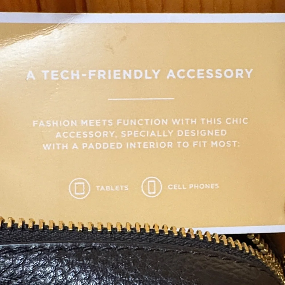 Michael Kors Black Crossbody‎ Bag with Gold Chain - Picture 7 of 8